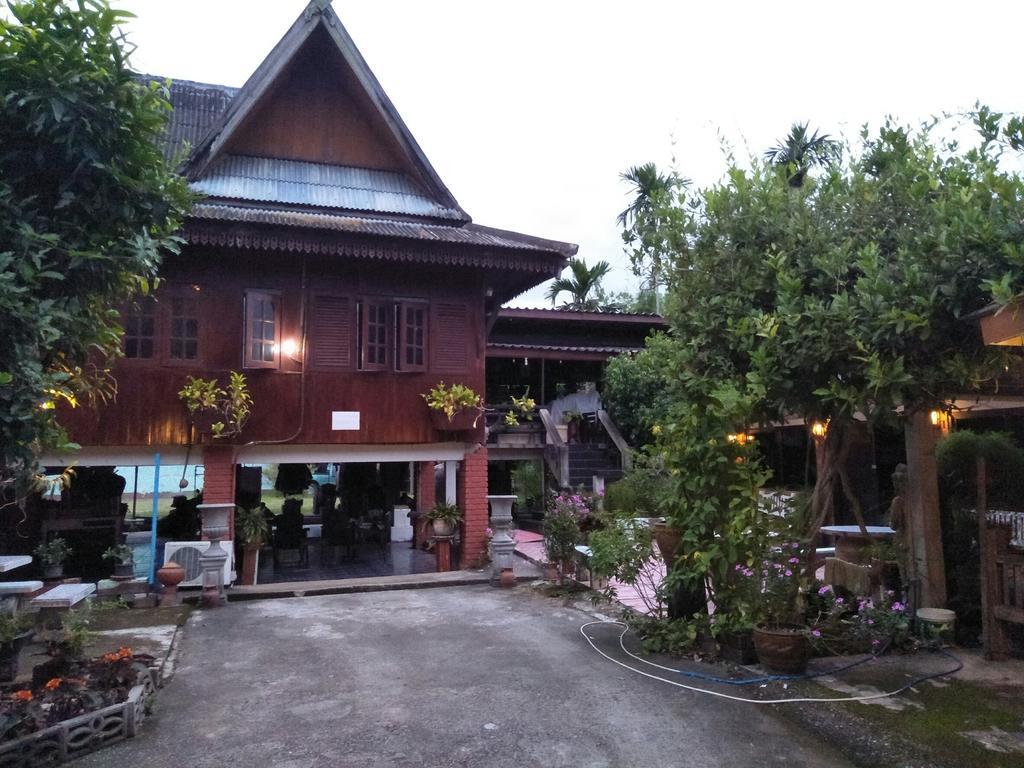 Oui Kaew Homestay พะเยา ภายนอก รูปภาพ