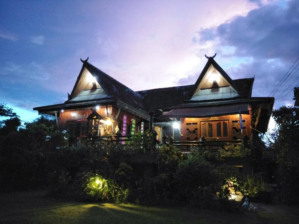 Oui Kaew Homestay พะเยา ภายนอก รูปภาพ